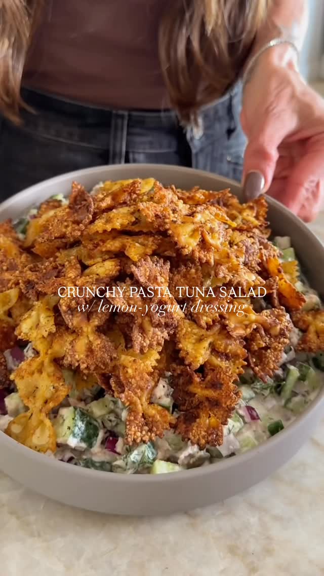 @kalejunkie CRUNCHY PASTA TUNA SALAD WITH LEMON YOGURT DRESSING, truly one of th